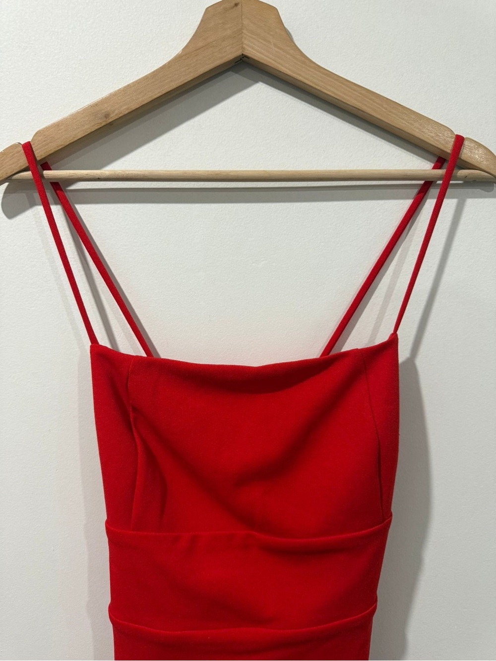 Lulus Red Bodycon Cocktail Dress NWT Size Medium - Picture 9 of 9
